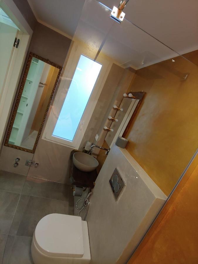Nf8 Apartament